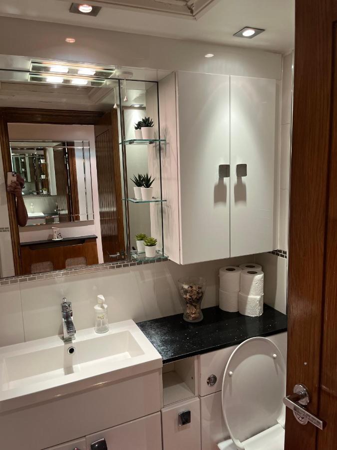 Stunning 1 Bedroom In Stunning Location - Mayfair Area London Exteriör bild
